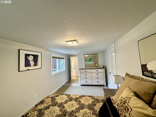 99268 WINCHUCK RIVER Rd, Brookings, OR 97415