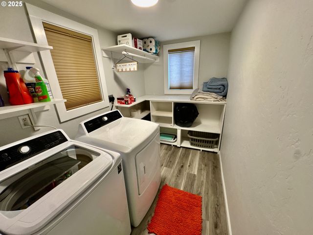 99268 WINCHUCK RIVER Rd, Brookings, OR 97415