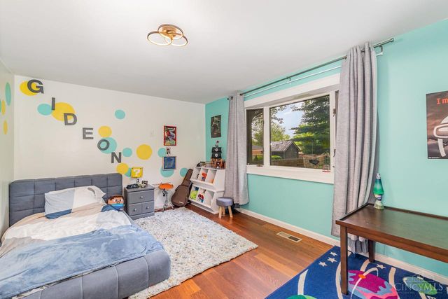 10128 Zig Zag Road, Blue Ash, OH 45242