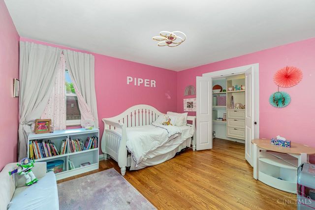 10128 Zig Zag Road, Blue Ash, OH 45242