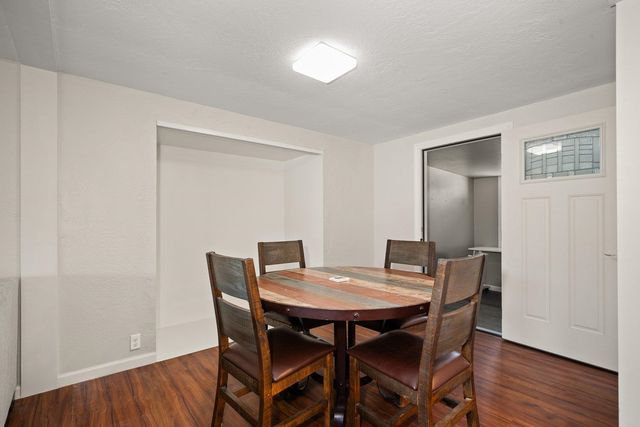 18924 E Montgomery Dr, Otis Orchards, WA 99027