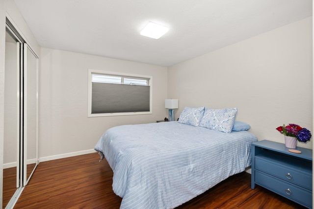 18924 E Montgomery Dr, Otis Orchards, WA 99027