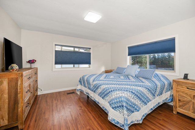 18924 E Montgomery Dr, Otis Orchards, WA 99027