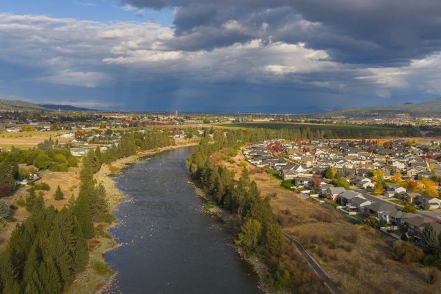 18924 E Montgomery Dr, Otis Orchards, WA 99027