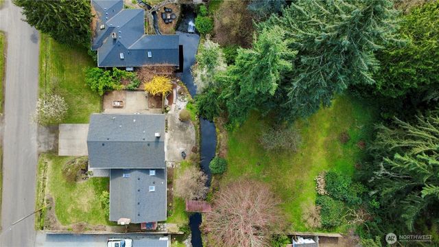 1705 NE 130th Place, Seattle, WA 98125