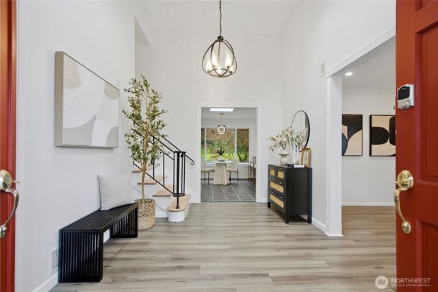 1705 NE 130th Place, Seattle, WA 98125