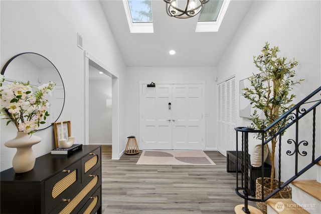 1705 NE 130th Place, Seattle, WA 98125