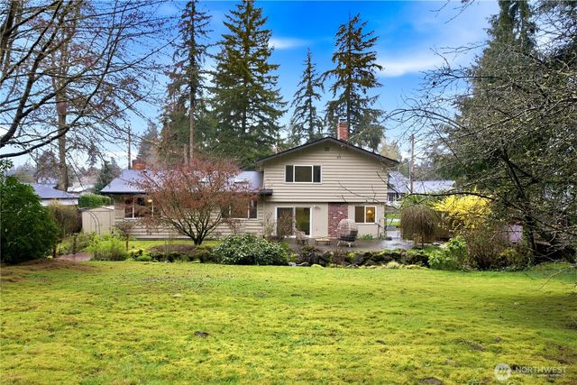 1705 NE 130th Place, Seattle, WA 98125