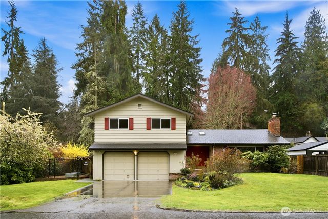 1705 NE 130th Place, Seattle, WA 98125