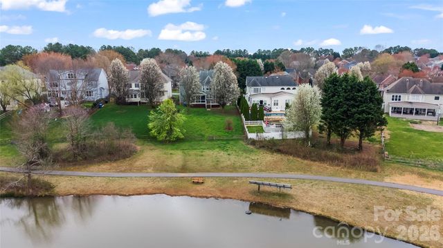 122 Montibello Drive, Mooresville, NC 28117