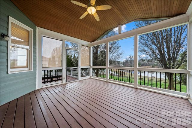 122 Montibello Drive, Mooresville, NC 28117