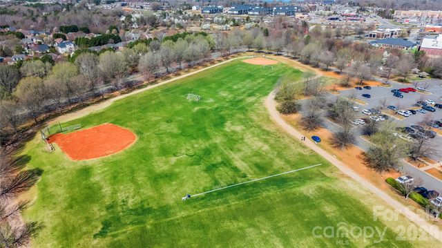 122 Montibello Drive, Mooresville, NC 28117