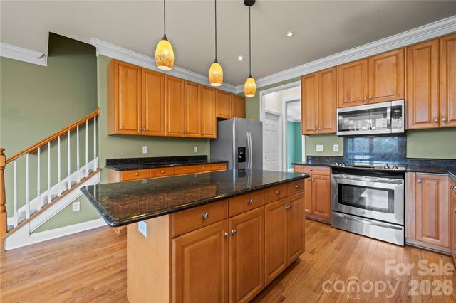 122 Montibello Drive, Mooresville, NC 28117