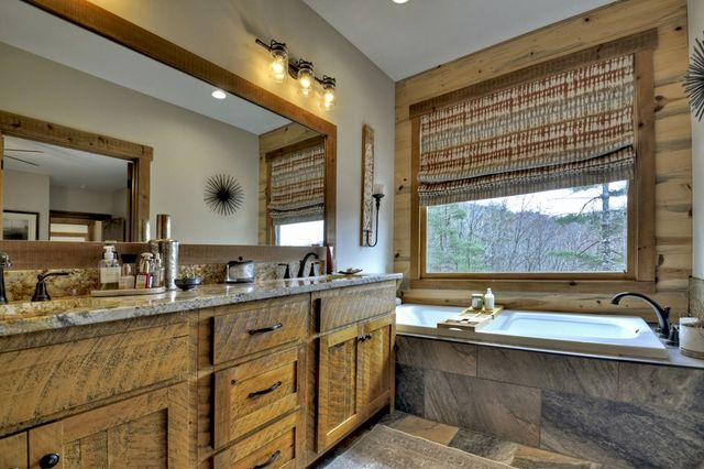 152 Oceola Drive, Ellijay, GA 30540