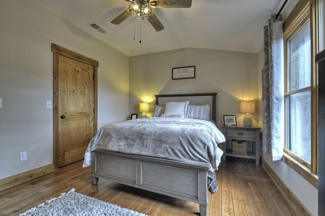 152 Oceola Drive, Ellijay, GA 30540