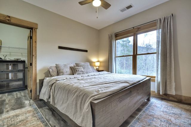 152 Oceola Drive, Ellijay, GA 30540