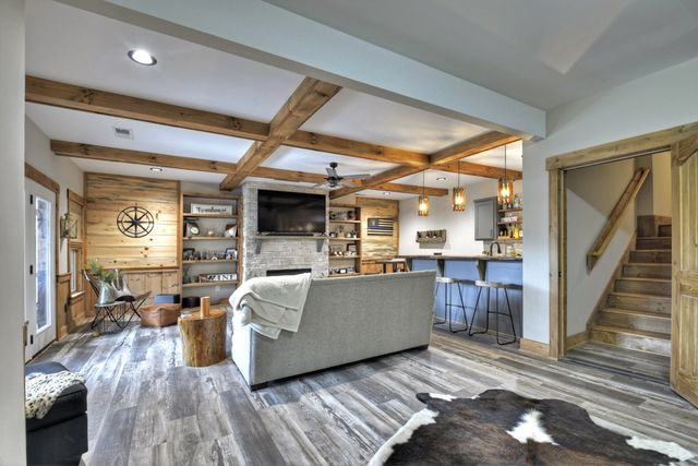 152 Oceola Drive, Ellijay, GA 30540