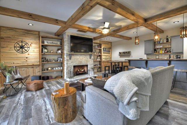 152 Oceola Drive, Ellijay, GA 30540