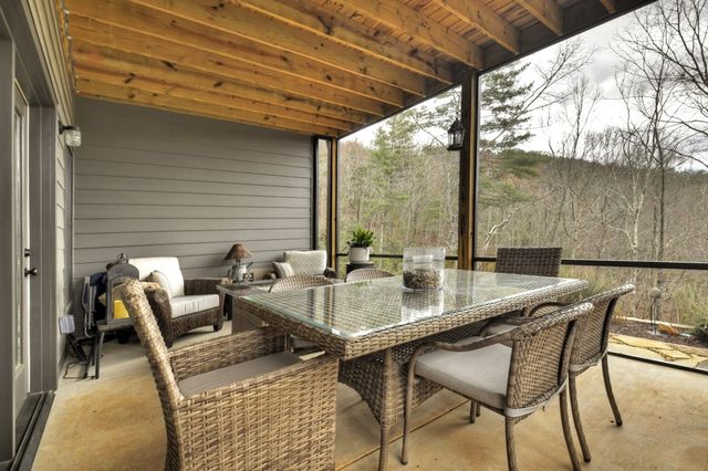 152 Oceola Drive, Ellijay, GA 30540