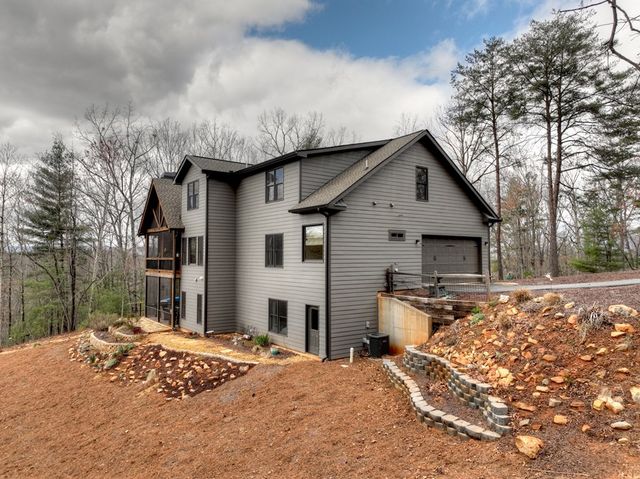 152 Oceola Drive, Ellijay, GA 30540