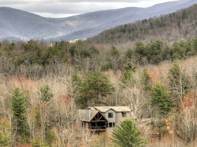 152 Oceola Drive, Ellijay, GA 30540