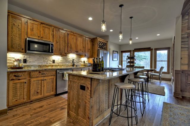 152 Oceola Drive, Ellijay, GA 30540