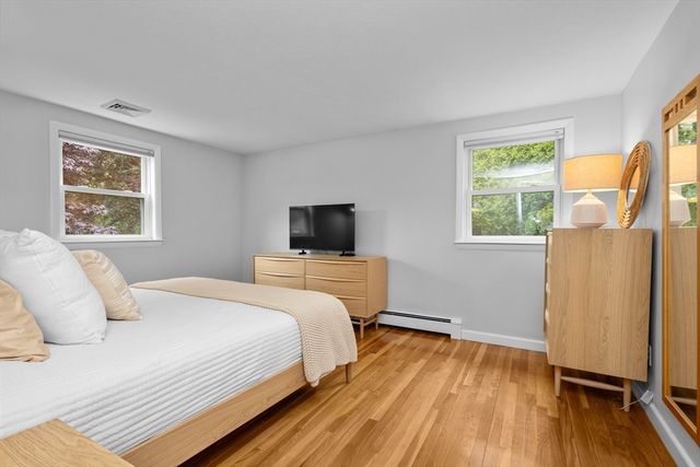 13 Fairview Rd, Medfield, MA 02052