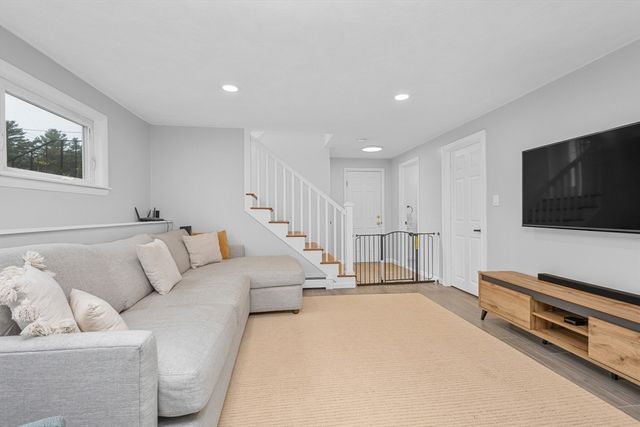 13 Fairview Rd, Medfield, MA 02052