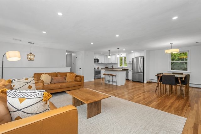 13 Fairview Rd, Medfield, MA 02052