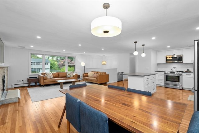 13 Fairview Rd, Medfield, MA 02052