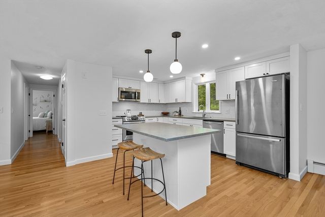 13 Fairview Rd, Medfield, MA 02052