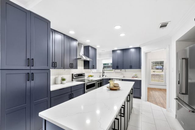 130 Woodcreek Drive, Lowry Crossing, TX 75407