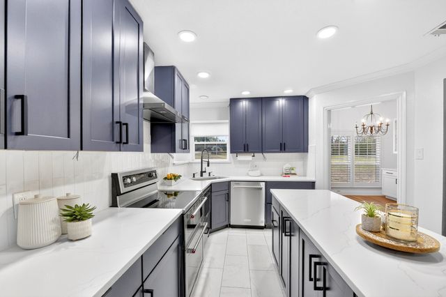 130 Woodcreek Drive, Lowry Crossing, TX 75407