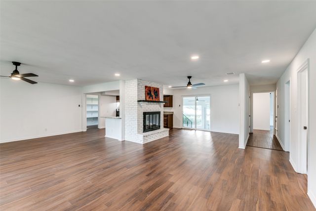 977 Green Castle Drive, Dallas, TX 75232