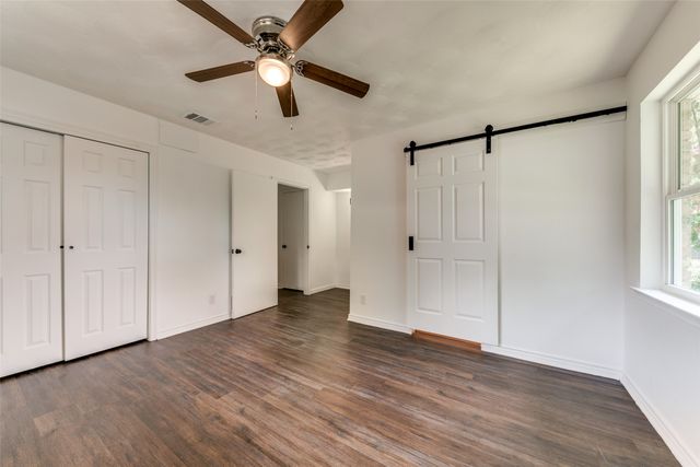 977 Green Castle Drive, Dallas, TX 75232