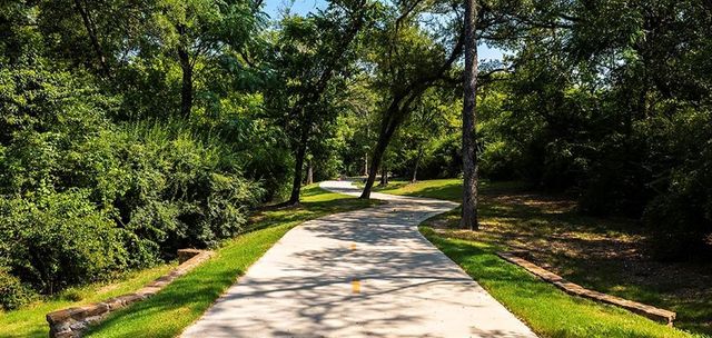 977 Green Castle Drive, Dallas, TX 75232