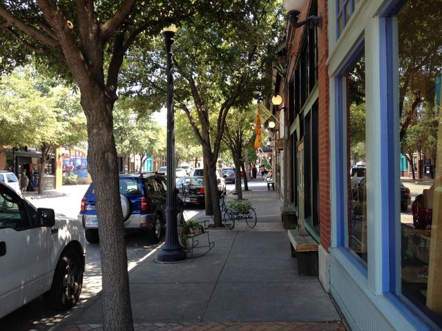 977 Green Castle Drive, Dallas, TX 75232