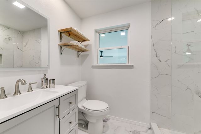 977 Green Castle Drive, Dallas, TX 75232