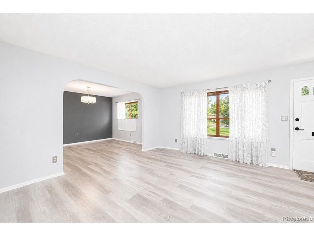 412 E Thunderbird Dr, Fort Collins, CO 80525