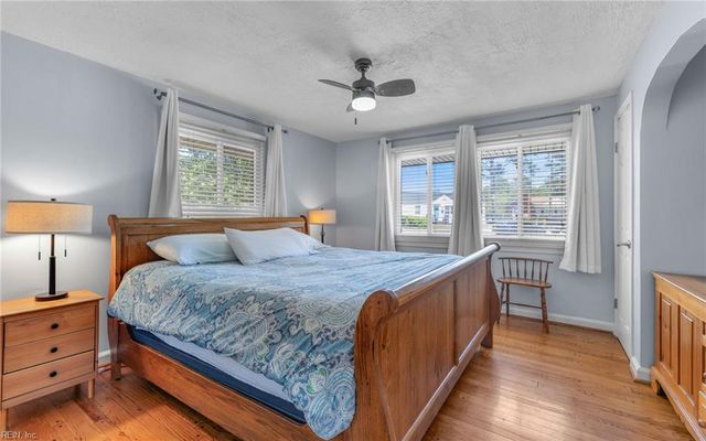 921 Hugo ST, Norfolk, VA 23513