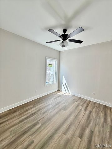 13760 Blackoak, Northport, AL 35475