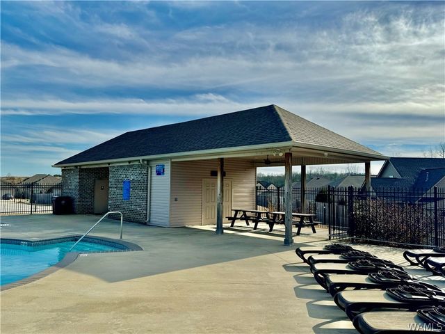 13760 Blackoak, Northport, AL 35475