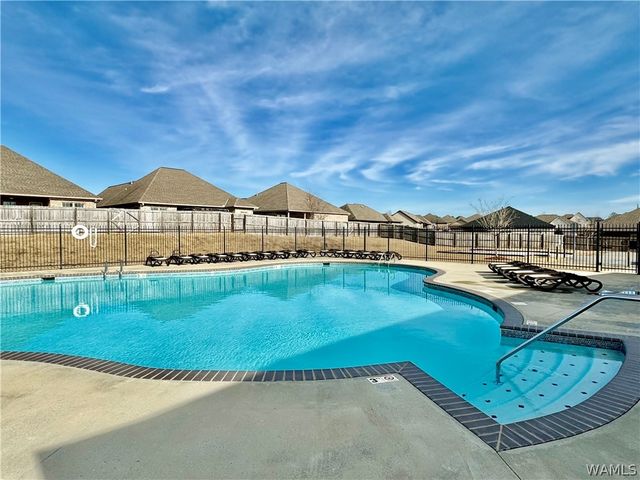 13760 Blackoak, Northport, AL 35475