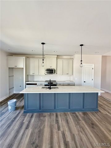 13760 Blackoak, Northport, AL 35475