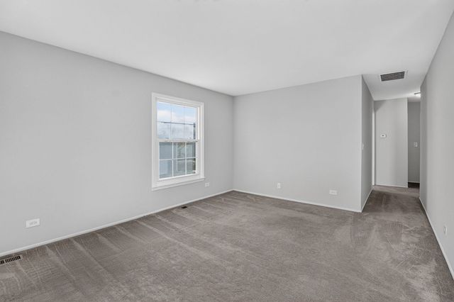 1101 Bunker Hill Court A, Wheaton, IL 60189