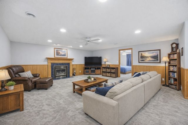 3801 22nd Street S, Fargo, ND 58104