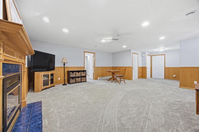 3801 22nd Street S, Fargo, ND 58104