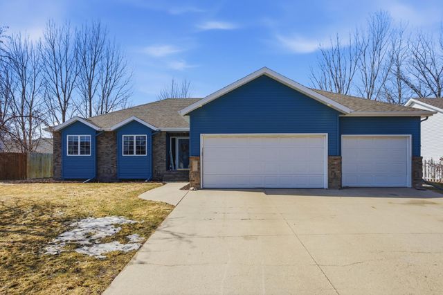 3801 22nd Street S, Fargo, ND 58104