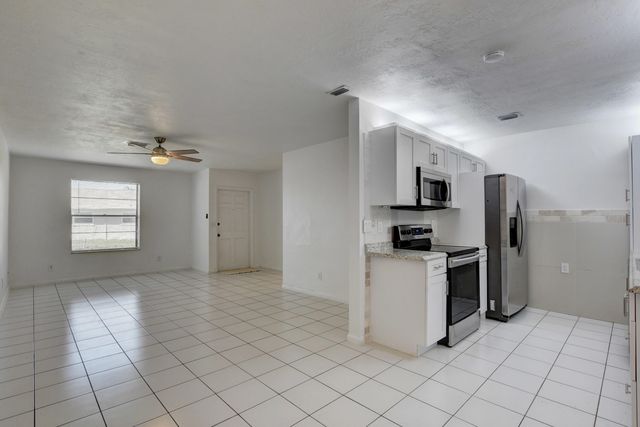 12449 Westhampton Circle, Wellington, FL 33414