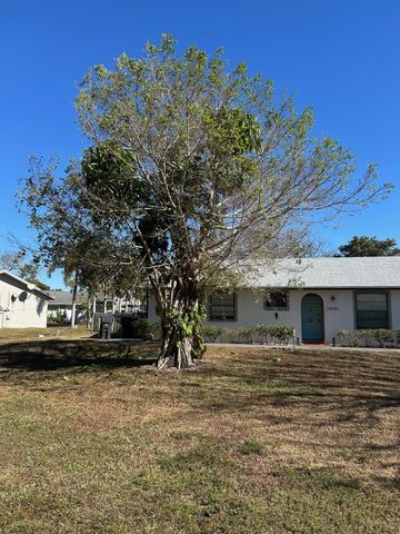 12449 Westhampton Circle, Wellington, FL 33414